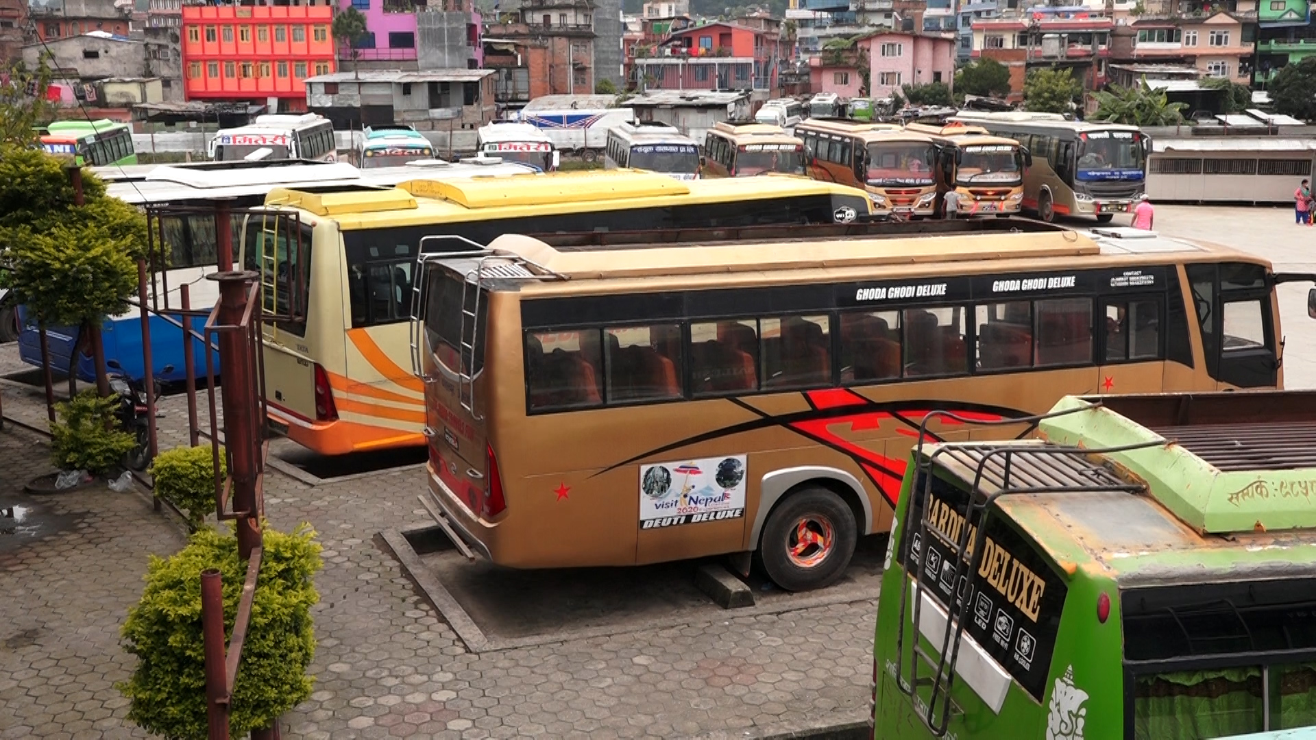 Bus-In-Buspark_1600347353
